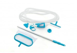 DeluxePoolMaintenanceKitwTelescopingShaft-Intex