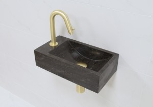 LambiniDesignsRectolinksnatuursteenfonteinsetmetgoudengebogenfonteinkraanentoebehoren