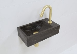 LambiniDesignsRectorechtsnatuursteenfonteinsetmetgoudengebogenfonteinkraanentoebehoren