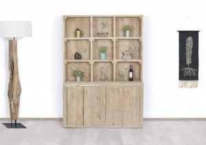 SteigerhoutenbuffetkastSalinasmetdeurenenlegplanken