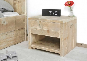 SteigerhoutennachtkastjeLevan