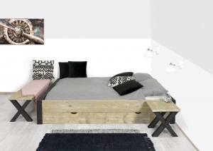 SteigerhoutenbedMinametindustrieelframe