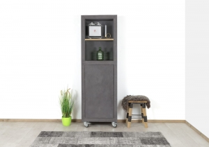 BetonlookkastToneymetdeurenlegplank