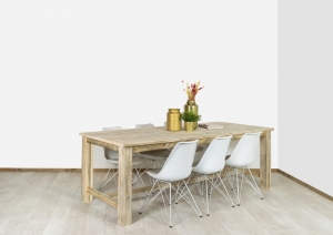 SteigerhouteneettafelValeriametOpoot