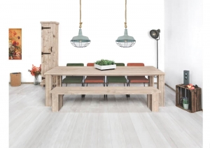 SteigerhoutentafelDenvermetoverstekendblad