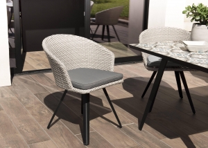 TuinstoelSasharotanMacabane