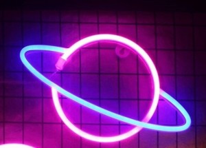 LEDNeonWandlampPlaneetOpBatterijenenUSB30x18x2cmBlauwRoze