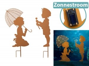 HIJongenenMeisjemetSolarLEDVerlichting