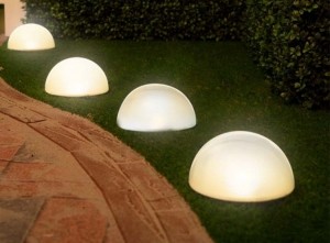 5GrundigLEDSolarLichtbollen