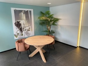 EikenhoutenrondetafelWies