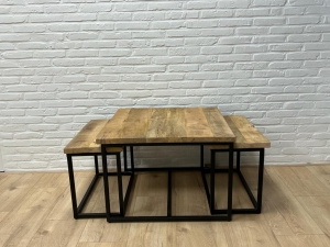 Mangohoutensalontafelsetvan3Ivanvierkant