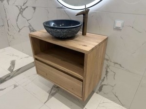 ZwevendeikenbadkamermeubelCato