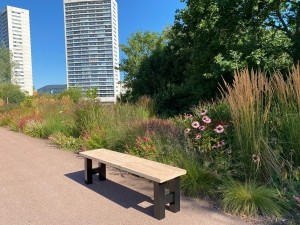 IndustrieelbankjeEdendouglashout