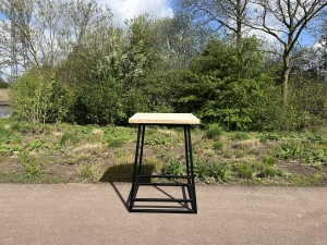 SteigerhoutenstatafelMisha