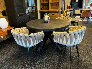 MangohouteettafelLavalmetrondzwartbladenmatrixpoot