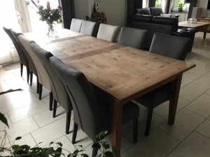 Setvan10lereneetkamerstoelen-methoutenpoten-bruinleer-EchtleerLandelijkontdekdeveleLeersoortenenKleurenbijShopX