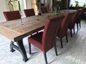Setvan8lereneetkamerstoelen-methoutenpoten-roodleer-EchtleerLandelijkontdekdeveleLeersoortenenKleurenbijShopX
