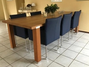 Setvan6lerenkuipeetkamerstoelen-metwieltjes-blauwleer-EchtleerModernontdekdeveleLeersoortenenKleurenbijShopX