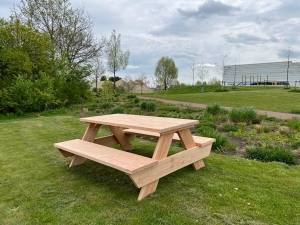 DouglaspicknicktafelMeikemetApoten