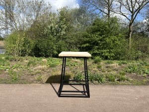 SteigerhoutenstatafelMisha