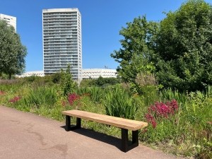 IrokohoutenbankjeJochem