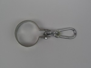 Schommelringverzinktdiam100mmmetkarabijnhaakHermic-Hermic