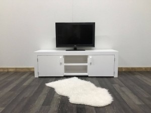 SteigerhoutenTVmeubelHerseystrakdesigninRAL9010