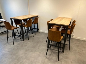 EikenhoutenstatafelbartafelDriesmetstalenframe