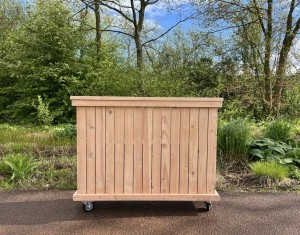 DouglashoutenbloembakElonmetlattenenverstekrand