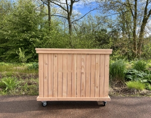 DouglashoutenbloembakElonmetlattenenverstekrand