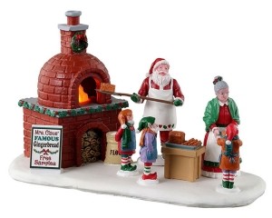MrsClausGingerbreadBakeBO45V-Lemax
