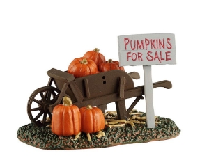 PumpkinsForSale5x10x16cmHalloweenLEMAX-Lemax