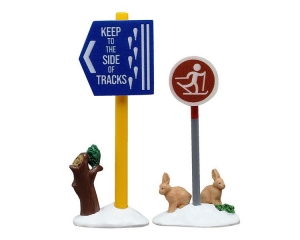 CrossCountrySkiSign4x10x16cm2stKerstdorpLEMAX-Lemax