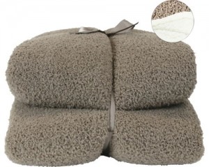 Plaiddouwe200x150cmtaupeUniqueLiving-Uniqueliving