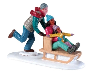 Familysnowday-Lemax
