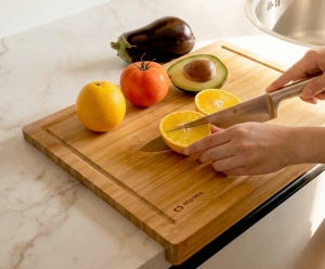 SnijplankVanBamboeMetHoek