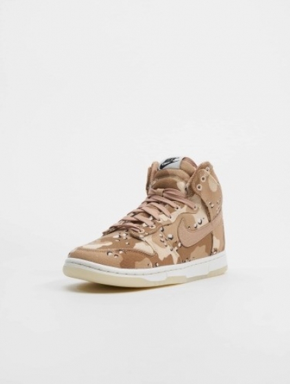 NikesneakerDunkHighDesertCamoinbeige
