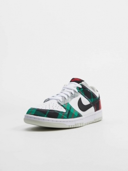 NikesneakerDunkLowTartanPlaidinwit