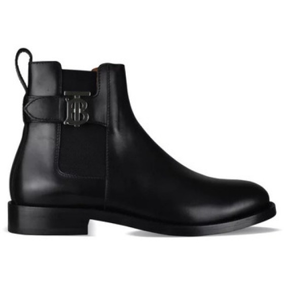 LaarzenBurberry-