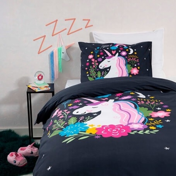 FreshCoHappyUnicornDekbedovertrek