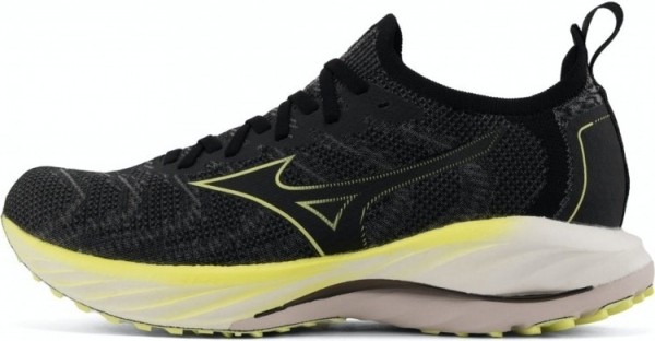 MizunoWaveNeoWindHeren